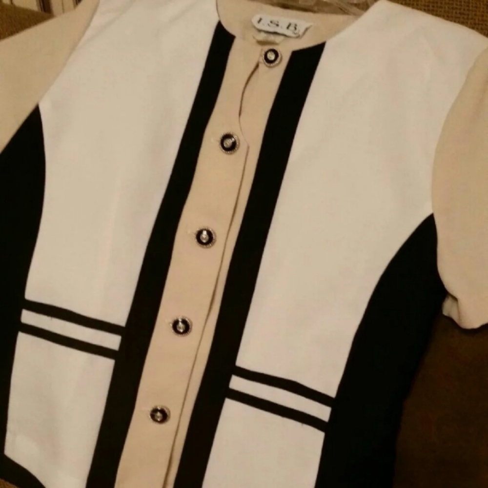 Ladies 2 piece skirt set size 12